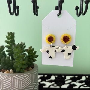 NWT Sunflower Cow Earrings